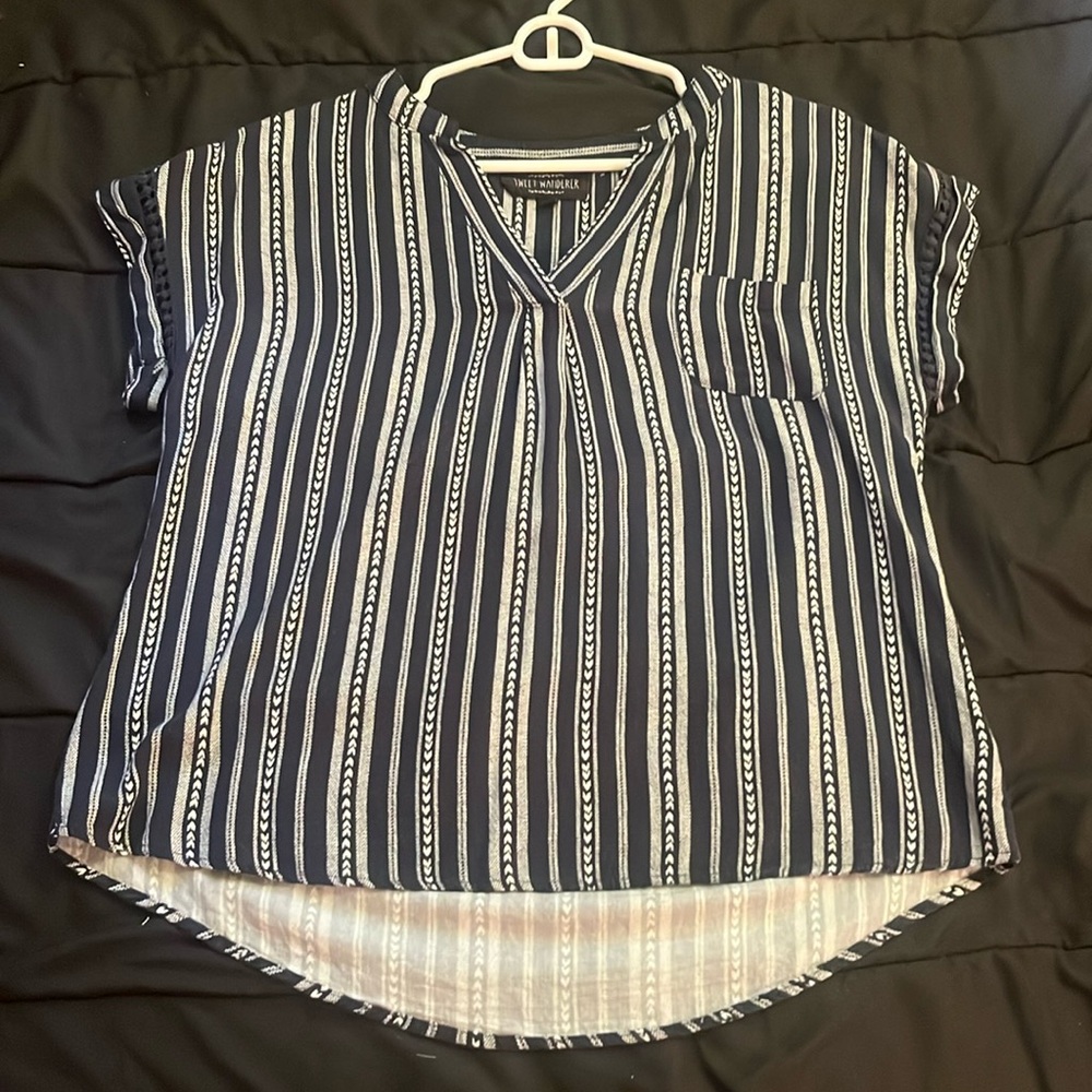 Blue and White Sweet Wanderer blouse